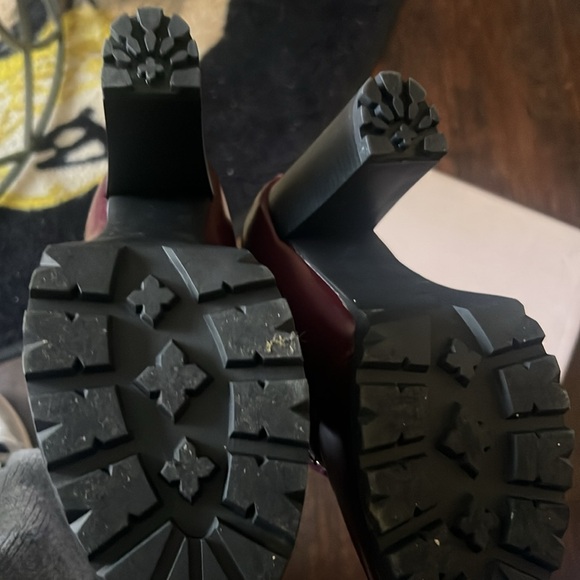 Women’s booties - Picture 4 of 4